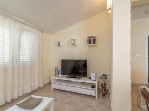 Apartment Villa Daniela - Three Bedroom Apartment with Terrace