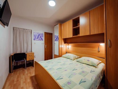 Apartments Pezo - Studio Apartment Tina 5