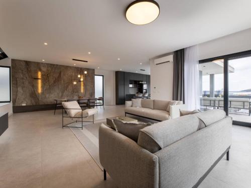 Moonlit Mirage Villa with Pool, Gym and Sauna - Five Bedroom Villa with Pool