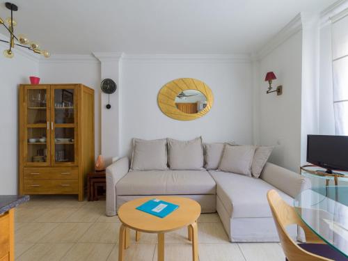 Apartment in Las Palmas near Playa de Las Canteras