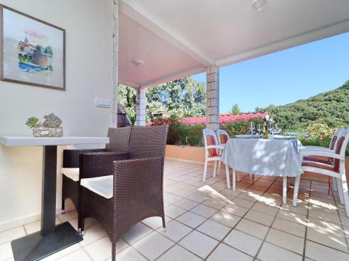 Apartments Villa Cebalo Kor ula - Two Bedroom Apartment with Terrace and Sea View LANA