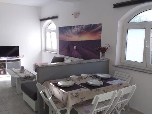 Apartments Lavanda & More - One Bedroom Apartment with Shared Terrace