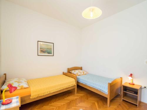 Comfortable Kastel Stafilic Apartment with Balcony - Two Bedroom Apartment with Balcony and Sea View