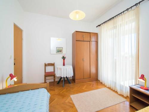 Comfortable Kastel Stafilic Apartment with Balcony - Two Bedroom Apartment with Balcony and Sea View