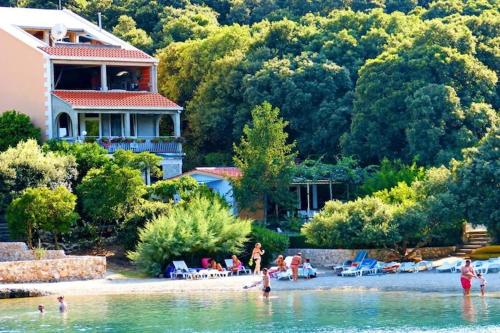 Apartments Villa Cebalo Kor ula - Standard One Bedroom Apartment with Terrace and Sea View EMA