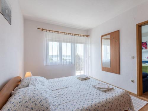 Charming Trogir Apartments with Balcony - Comfort One Bedroom Apartment
