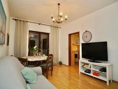 Three Bedroom Apartment with Terrace
