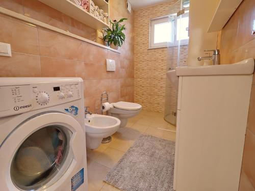 Apartments Villa Cebalo Kor ula - Comfort One Bedroom Apartment with Terrace and Sea View MARA