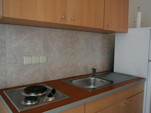 Apartments Trogrli - Two-Bedroom Apartment with Balcony and Sea View