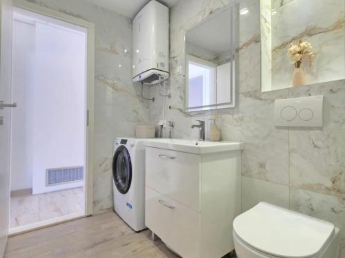 Penthouse Apartment Dijana - One Bedroom Apartment with Terrace