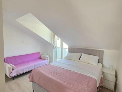 Penthouse Apartment Dijana - One Bedroom Apartment with Terrace