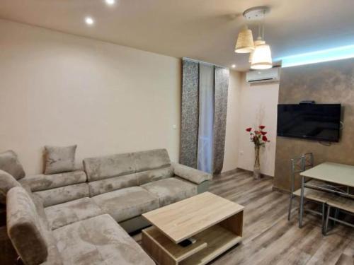 Pansion Belvedere - Two Bedroom Apartment with Terrace Oliva