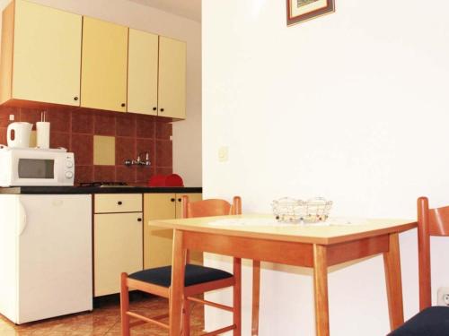 Apartments Antonio - One Bedroom Apartment with Terrace Apartment C