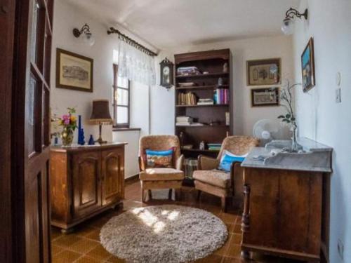 Stone House Seaside Retreat on Bra Island - Two Bedroom Apartment 1