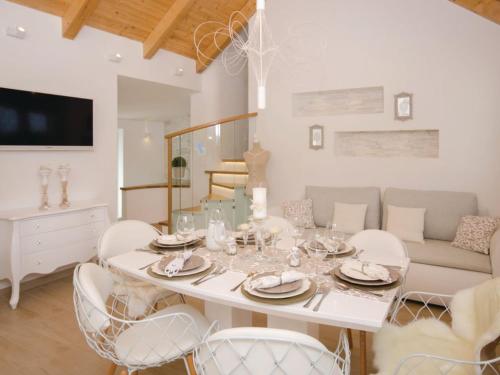 Luxury Villa MaLo - Holiday Home