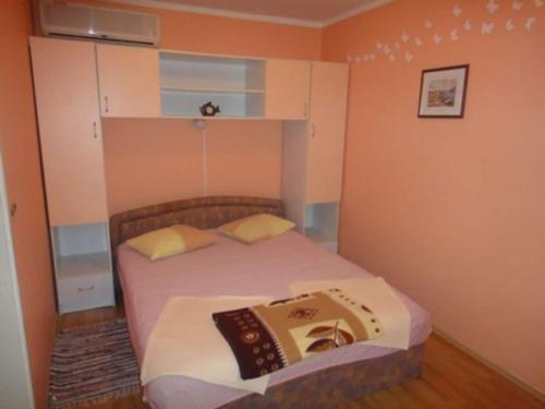 Seafront Apartments Pretner - Studio Apartment with Balcony and Sea View