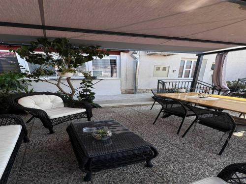 Elegant Trogir Apartment with Garden Terrace - Two Bedroom Apartment