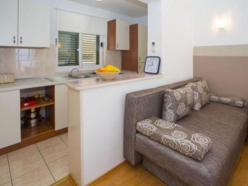 Sea View Apartments Lendic Podgora - Classic Studio Apartment with Terrace and Sea View
