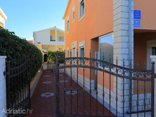 Holiday Home Nada Rogoznica - Six Bedroom Holiday Home