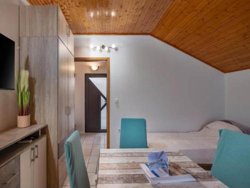 Studio apartment Iva - Studio Apartment