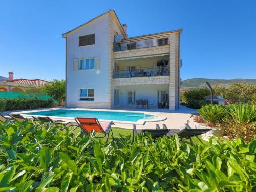 Scenic Elegant Trogir Villa with Pool - Five Bedroom Villa