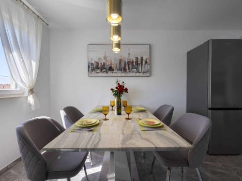 Kastel Stari Sunny Downtown Apartment with Terrace - One Bedroom Apartment with Terrace