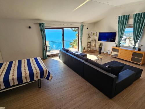 Holiday Home Sunrise - Three Bedroom Holiday Home