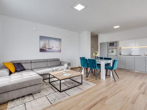 Exclusive Vodice Apartments - Penthouse Apartment with Balcony A6