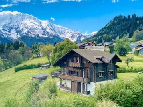 Photo de la galerie de l'établissement Chalet 9 pers, vue Mont Blanc, parking, proche ski - FR-1-663-39, à Saint-Gervais-les-Bains