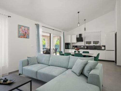 Three Bedroom Villa with Swimming Pool