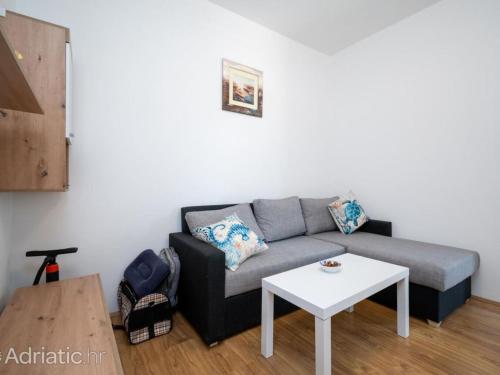 Holiday Home Violet - Three Bedroom Holiday Home