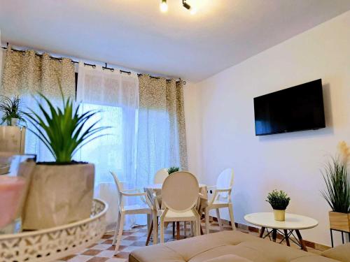Apartments Villa Mavi-Two Bedroom Apartment First Floor A2