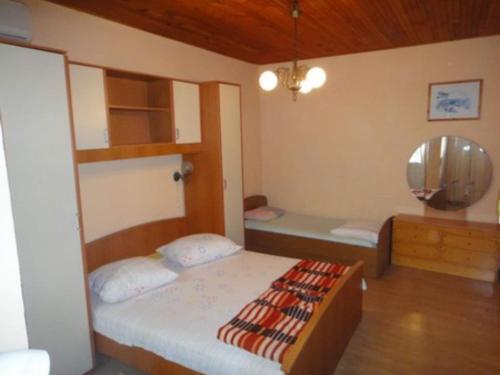 Seafront Apartments Pretner - Studio Apartment with Terrace