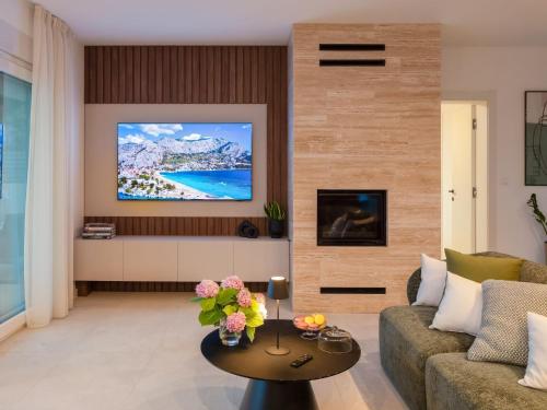 Villa Prima Lux - Four Bedroom Villa with Pool