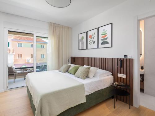 Villa Prima Lux - Four Bedroom Villa with Pool