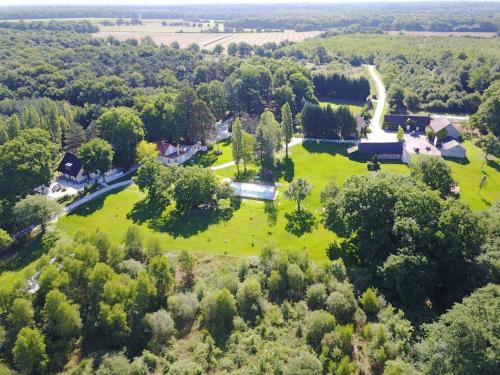 an aerial view of a large park with trees at Domaine de la Caillardière in Gien