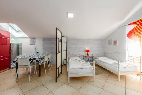 Trbović Apartments Peaceful stay with Free Parking, Pet-Friendly, and Bike Storage in Umag