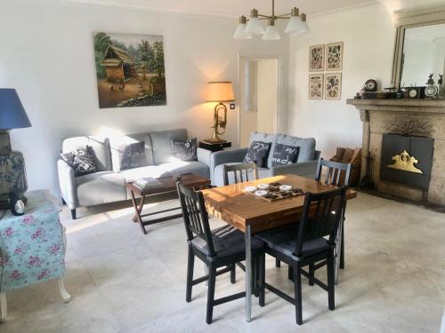 Photo de la galerie de l'établissement Villa Bornéo, à Louvigné-du-Désert