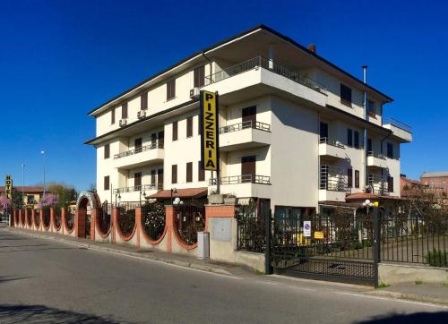 Gallery image of Hotel Certosa in Certosa di Pavia