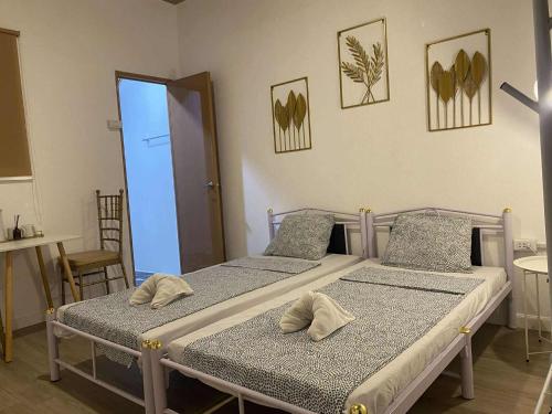 Postel nebo postele na pokoji v ubytování Ecostay Panglao Resort Hotel