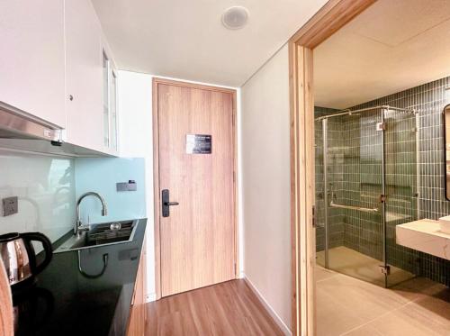 Ένα μπάνιο στο Flamingo Ibiza Hai Tien Luxury Resort