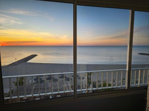 Appartement 50 m2 climatisé en front de mer, plage à 10m