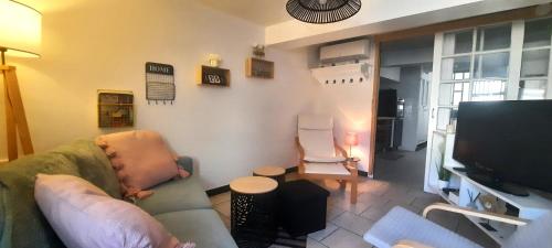 "One Hundred"-Clim-Patio-Spa-Parking-BBQ-Lit électrique