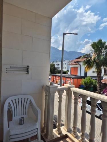 Nespecifikovaný výhled na hory nebo výhled na hory při pohledu z hotelu