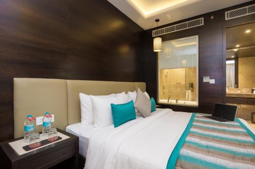 Postel nebo postele na pokoji v ubytování Hotel Diyalo, Birgunj