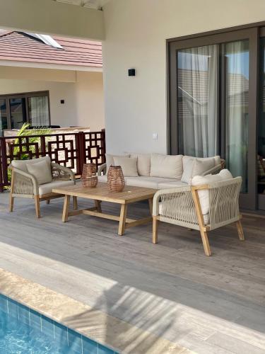 Πισίνα στο ή κοντά στο Villa Jazmyn 26 Blue Bay Golf & Beach Resort