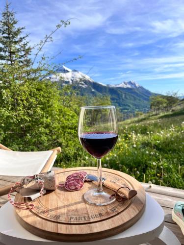 Terrasse, vue imprenable et accès direct pleine nature, votre refuge idéal