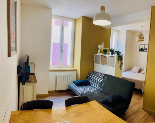 Centre-ville Ax-les-Thermes proche des télécabines