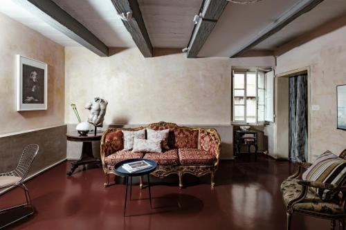 Foto Valletta Nobile by VALLETTA SUITES - a 400-year-old designer apartment in Valletta 1