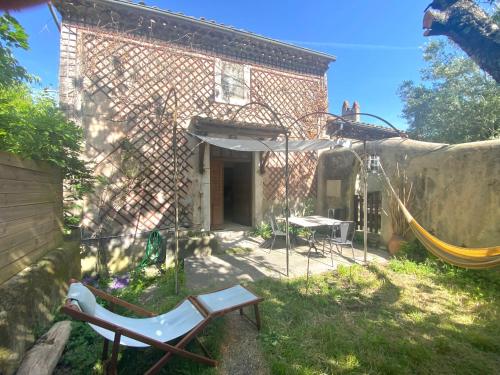 House with garden - city center